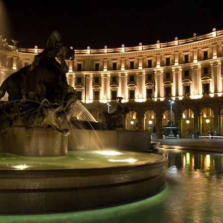 Bed And Breakfast Piazza Vittorio87 Rom Exteriör bild