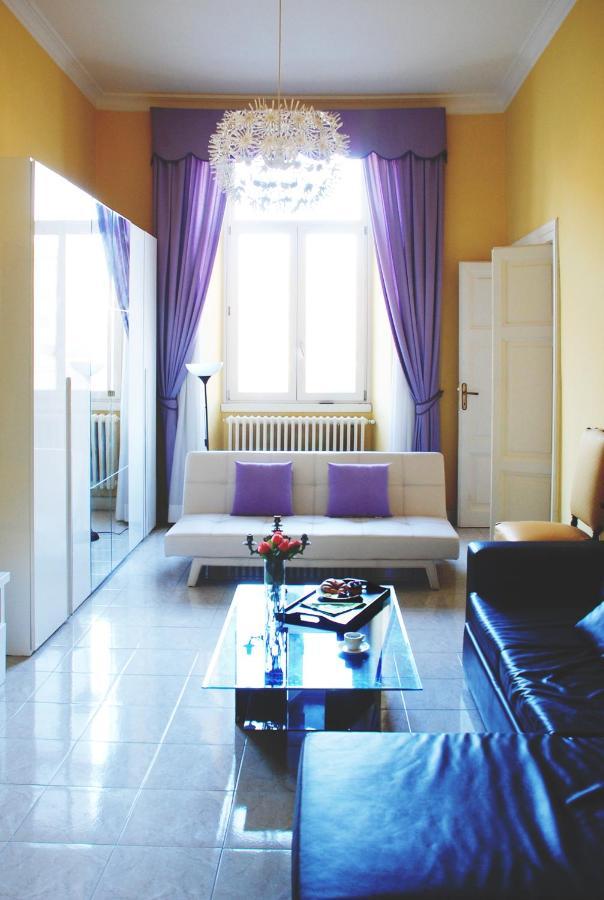Bed And Breakfast Piazza Vittorio87 Rom Exteriör bild