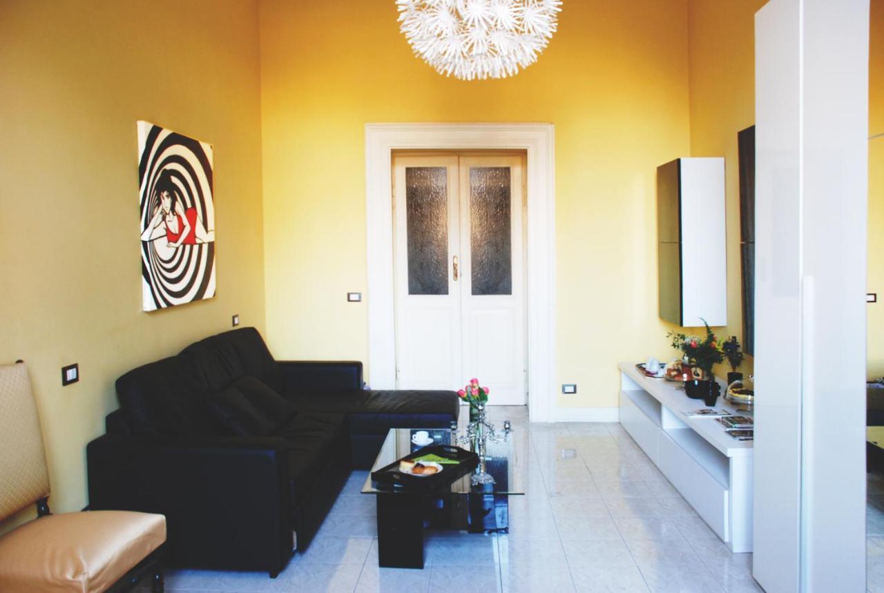 Bed And Breakfast Piazza Vittorio87 Rom Exteriör bild